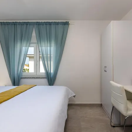 Lovely In With Wifi Apartment