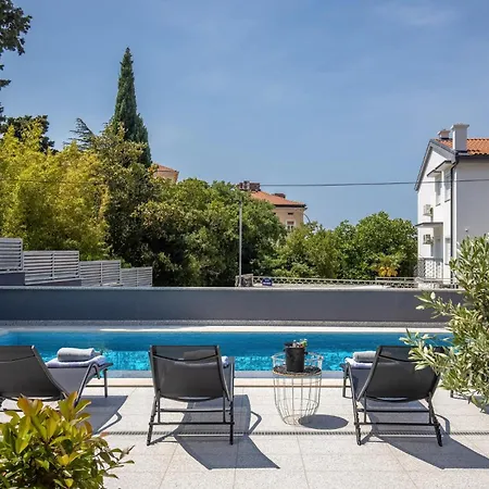 Lovely In With Wifi Apartment Crikvenica
